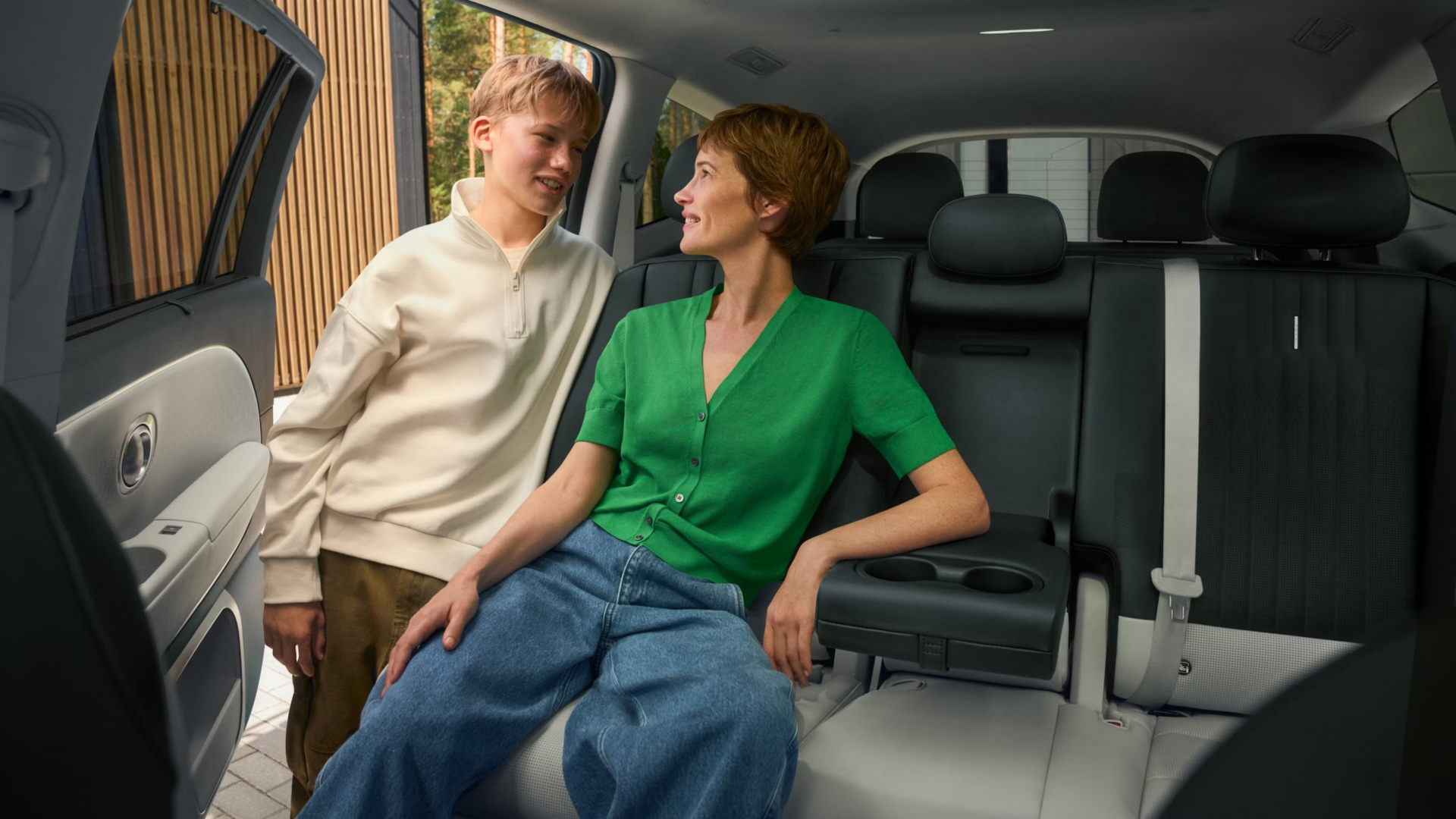 789b3b92513e4b4b497c60e661b8a1d35e429bfa4eb16106ea3e48b5dc7e8704